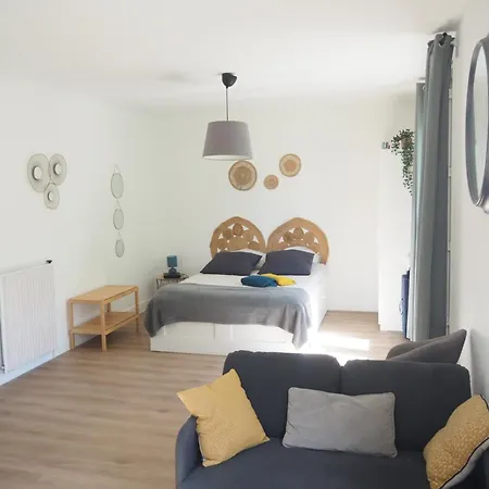 Apartment Terrasse, Vue Sur Jardin Arbore Et Place De Parking *
